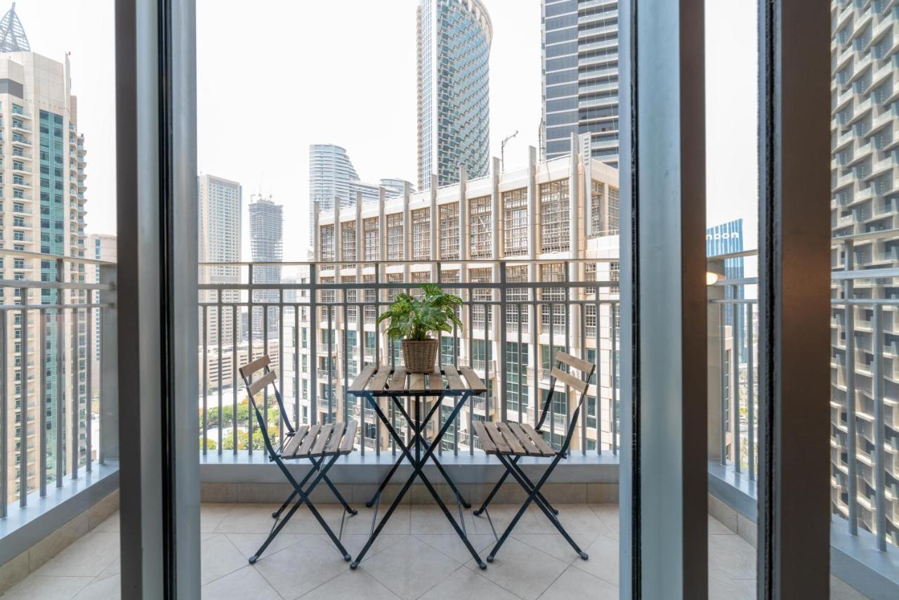 Ultimate Stay / 4 Beds / Burj Khalifa View Дубай Экстерьер фото